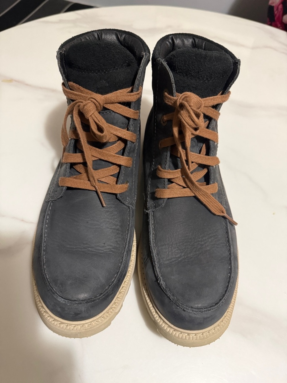 Sorel Men's Black High-Top Boots with Brown Laces